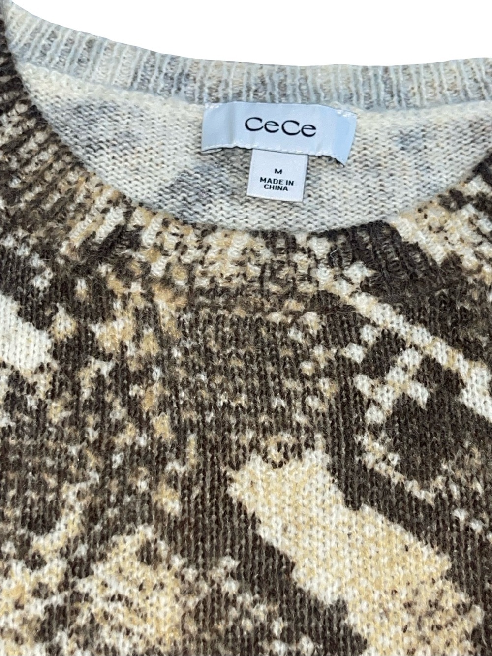CeCe Snakeskin Python Print Crewneck Sweater - Size Medium - NWT - Picture 3 of 7